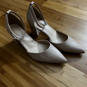 SHIEN Women’s Size 10 heels
